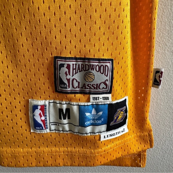 Vintage Kobe Bryant 1987-1988 Hardwood Classics Jersey size Medium - Picture 5 of 13